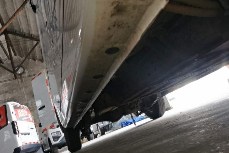 Used Farizon Xingxiang V 2023 V6E Zhonghang Lithium Battery 38.64kWh Value Edition Right Side Sill
