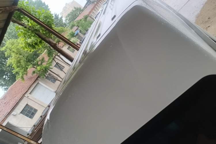 Used Farizon Xingxiang V 2023 V6E PLUS Ningde Era 41.86kWh 3rd-Generation Battery Pack – Value Edition Roof
