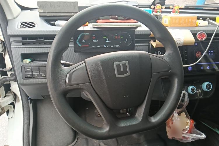 Used Farizon Xingxiang V 2023 V6E Guoxuan 41.93 kWh Feature Edition JHC6480BEV51 Steering Wheel