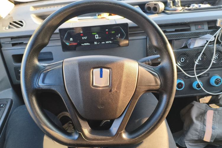 Used Farizon Xingxiang V 2023 V6E Guoxuan Hi-Tech 38.7 kWh Value Edition Steering Wheel