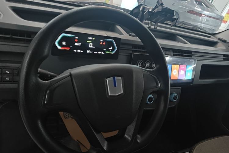 Used Farizon Xingxiang V 2023 V6E Guoxuan Hi-Tech 41.93 kWh Value Edition Steering Wheel
