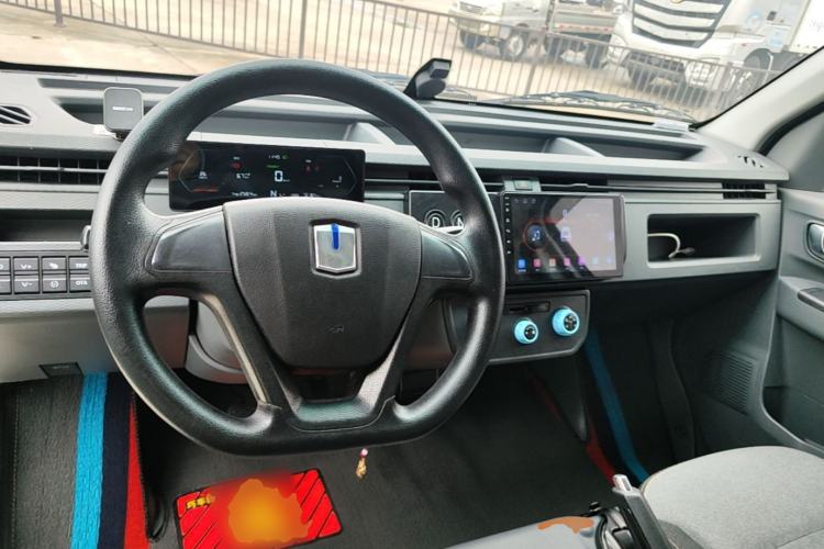 Used Farizon Xingxiang V 2023 V6E Guoxuan Hi-Tech 41.93 kWh Value Edition Steering Wheel