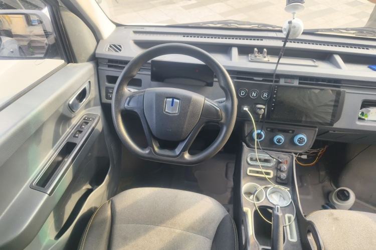 Used Farizon Xingxiang V 2023 V6E Guoxuan Hi-Tech 38.7 kWh Value Edition Steering Wheel
