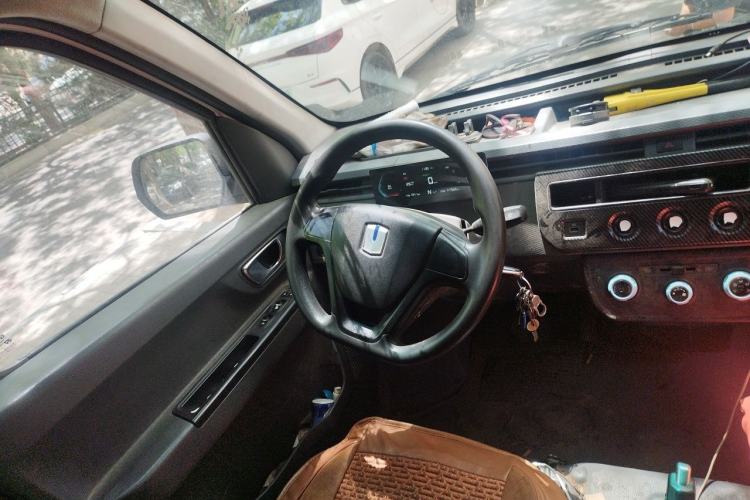 Used Farizon Xingxiang V 2023 V6E Zhonghang Lithium Battery 38.64kWh Value Edition Steering Wheel