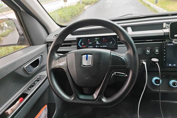 Used Farizon Xingxiang V 2023 V6E Zhonghang Lithium Battery 38.64kWh Value Edition Steering Wheel