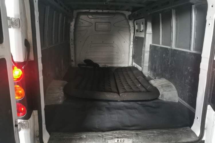Used Farizon Xingxiang V 2023 V6E Zhonghang Lithium Battery 38.64kWh Value Edition Trunk
