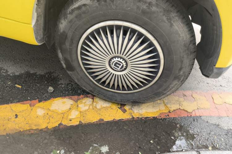 Used Farizon Xingxiang V 2023 V6E Ningde Times 41.86kWh Value Edition Right Front Wheel Hub