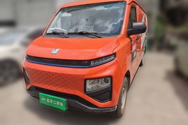Ojetý Farizon Xingxiang V 2023 V6E Guoxuan Hi-Tech 38.7 kWh Value Edition