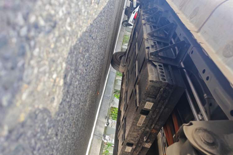 Used Farizon Xingxiang V 2024 Star Enjoy V6E Feature Edition Zhixin 46.08 kWh Chassis Rear Left