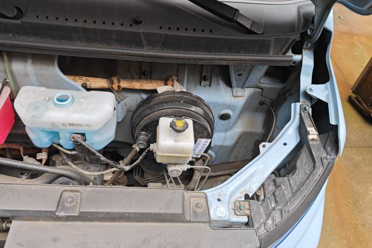Used Farizon Xingxiang V 2024 Star Enjoy V7E 48.38 kWh Engine Bay Left