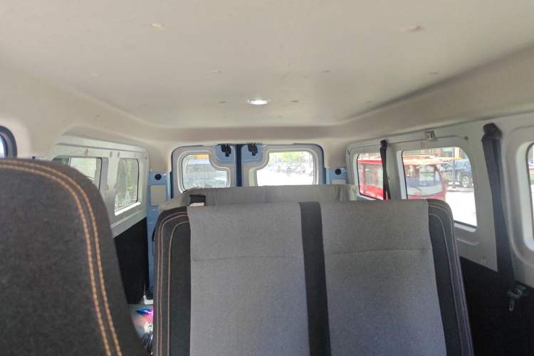 Used Farizon Xingxiang V 2024 Star Enjoy V6E Feature Edition Zhixin 46.08 kWh Headliner