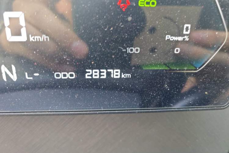 Used Farizon Xingxiang V 2024 Star Enjoy V6E Feature Edition Zhixin 46.08 kWh Odometer Close Up