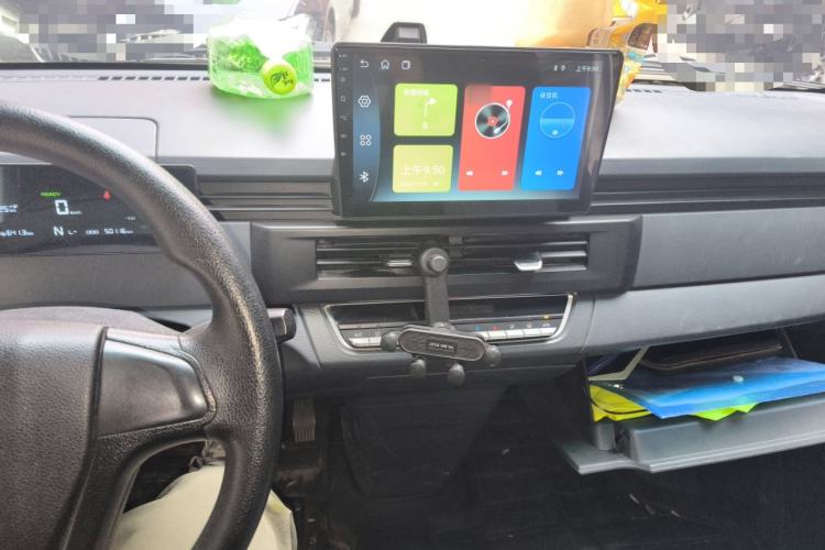 Used Farizon Xingxiang V 2024 Star Enjoy V6E Feature Edition Xuanwu 41.055 kWh Audio And AC Panel