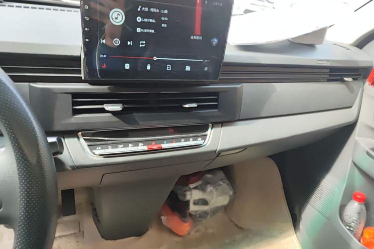 Used Farizon Xingxiang V 2024 Star Enjoy V6E Feature Edition with CATL 41.86 kWh Audio And AC Panel