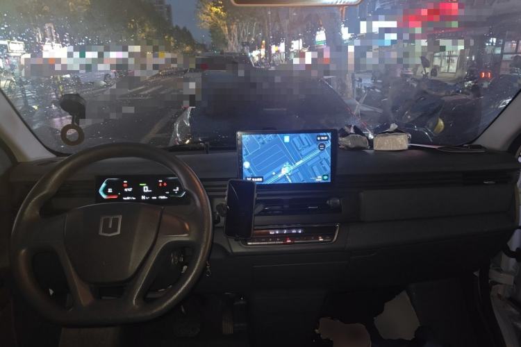 Used Farizon Xingxiang V 2024 Star Enjoy V6E Feature Edition Zhixin 46.08 kWh Center Console