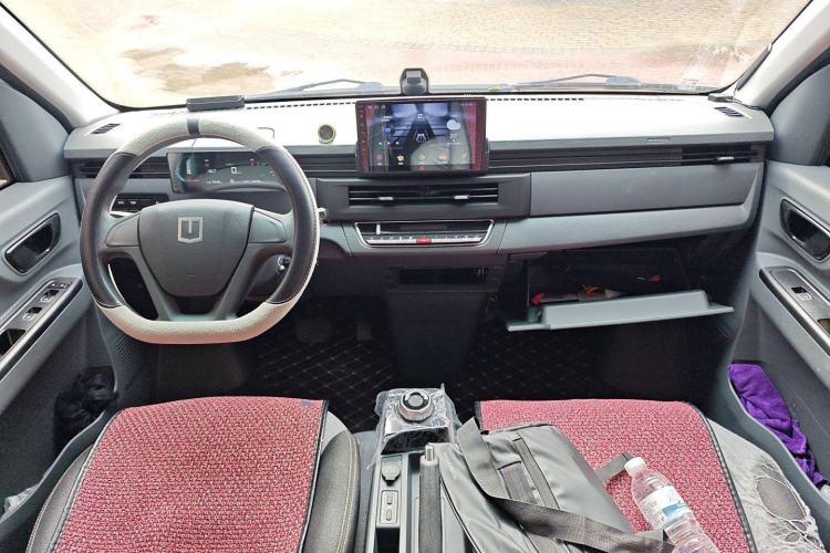Used Farizon Xingxiang V 2024 Star Enjoy V6E Feature Edition Zhixin 46.08 kWh Center Console