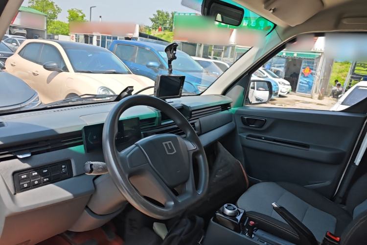 Used Farizon Xingxiang V 2024 Star Enjoy V6E Feature Edition Zhixin 46.08 kWh Center Console