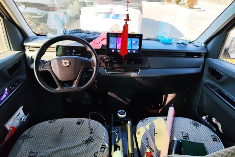 Used Farizon Xingxiang V 2024 Star Enjoy V6E Feature Edition Zhixin 46.08 kWh Center Console