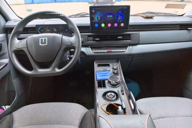 Used Farizon Xingxiang V 2024 Star Enjoy V6E Feature Edition Zhixin 46.08 kWh Center Console