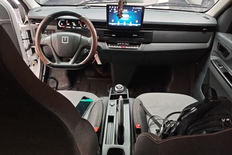 Used Farizon Xingxiang V 2024 Star Enjoy V6E Feature Edition Zhixin 46.08 kWh Center Console
