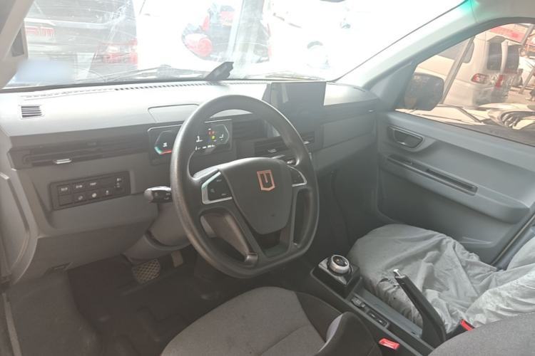 Used Farizon Xingxiang V 2024 Star Enjoy V6E Feature Edition Xuanwu 41.055 kWh Center Console