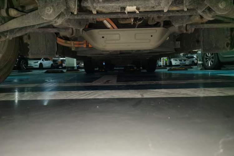 Used Farizon Xingxiang V 2024 Star Enjoy V6E Feature Edition Zhixin 46.08 kWh Chassis Front