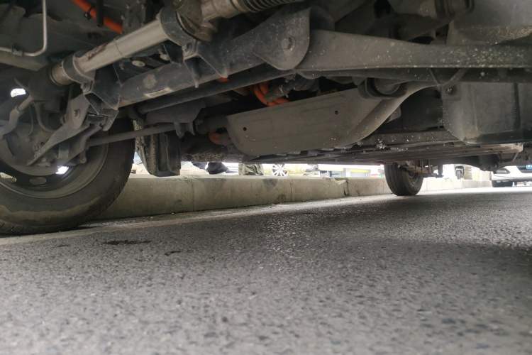 Used Farizon Xingxiang V  Chassis Front Left