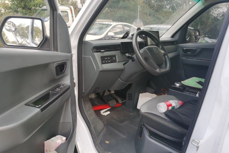 Used Farizon Xingxiang V 2024 Star Enjoy V7E 38.7 kWh Driver Seat