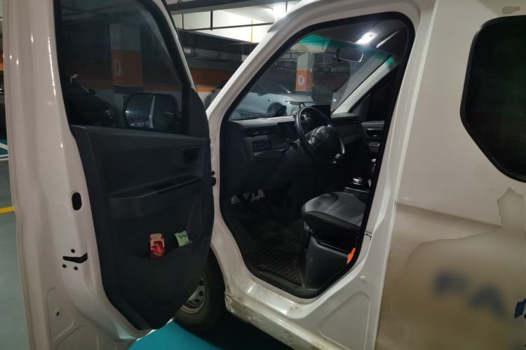 Used Farizon Xingxiang V 2024 Star Enjoy V6E Feature Edition Zhixin 46.08 kWh Driver Seat