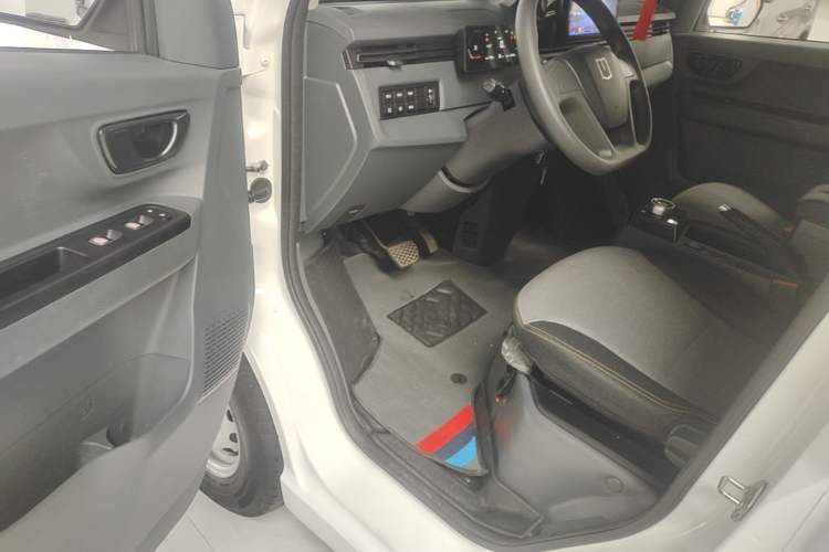 Used Farizon Xingxiang V 2024 Star Enjoy V6E Feature Edition Zhixin 46.08 kWh Driver Seat