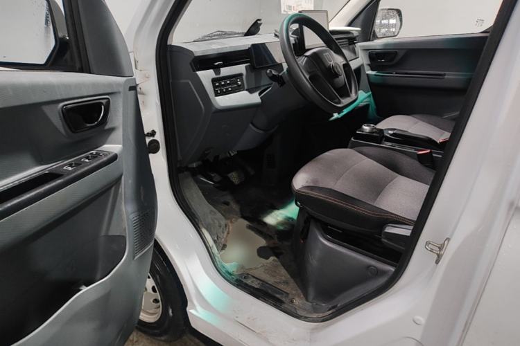 Used Farizon Xingxiang V 2024 Star Enjoy V6E Feature Edition Zhixin 46.08 kWh Driver Seat