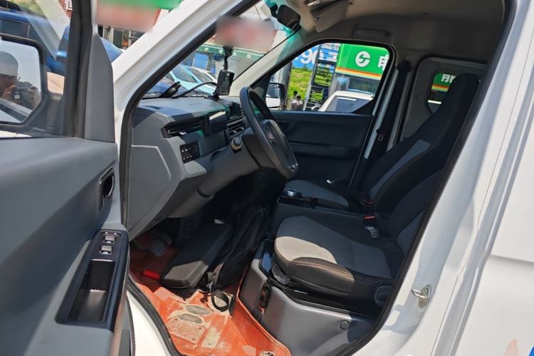 Used Farizon Xingxiang V 2024 Star Enjoy V6E Feature Edition Zhixin 46.08 kWh Driver Seat