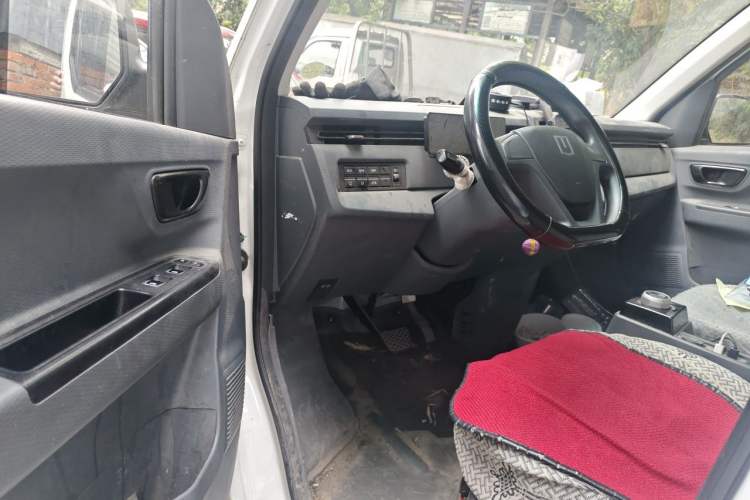 Used Farizon Xingxiang V 2024 Star Enjoy V6E Feature Edition Zhixin 46.08 kWh Driver Seat