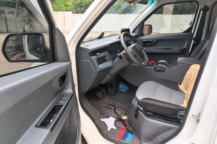 Used Farizon Xingxiang V 2024 Star Enjoy V6E Feature Edition Zhixin 46.08 kWh Driver Seat