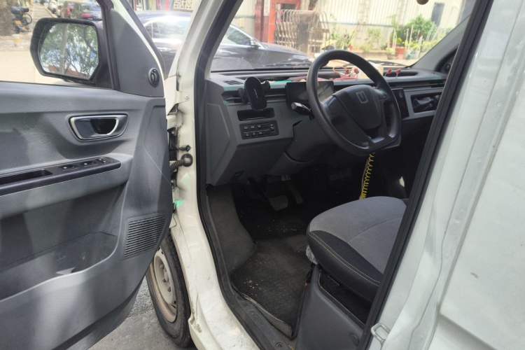 Used Farizon Xingxiang V 2024 Star Enjoy V6E Feature Edition Zhixin 46.08 kWh Driver Seat