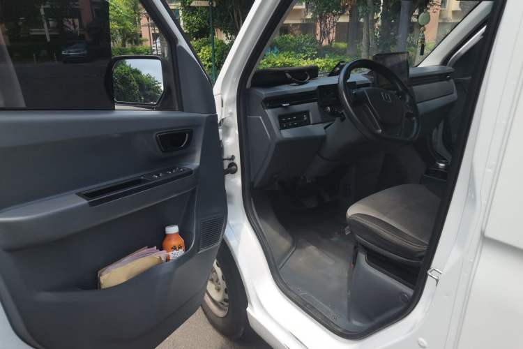 Used Farizon Xingxiang V 2024 Star Enjoy V6E Feature Edition Zhixin 46.08 kWh Driver Seat