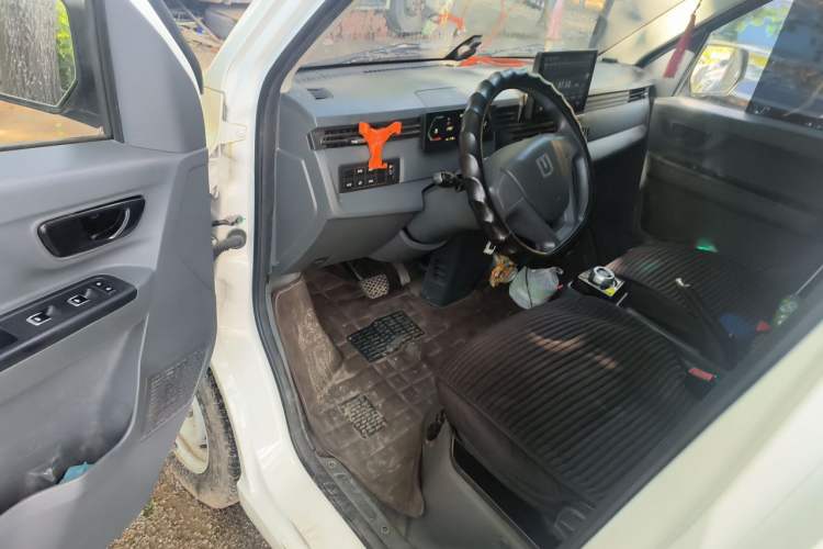 Used Farizon Xingxiang V 2024 Star Enjoy V7E 48.38 kWh Driver Seat