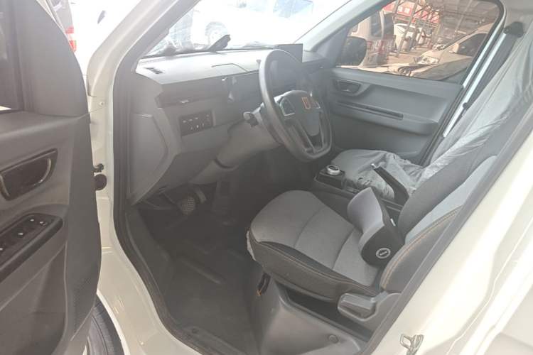 Used Farizon Xingxiang V 2024 Star Enjoy V6E Feature Edition Xuanwu 41.055 kWh Driver Seat