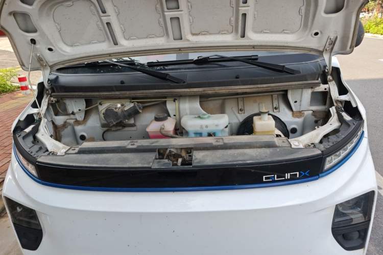 Used Farizon Xingxiang V 2024 Star Enjoy V6E Feature Edition with CATL 41.86 kWh Engine Bay