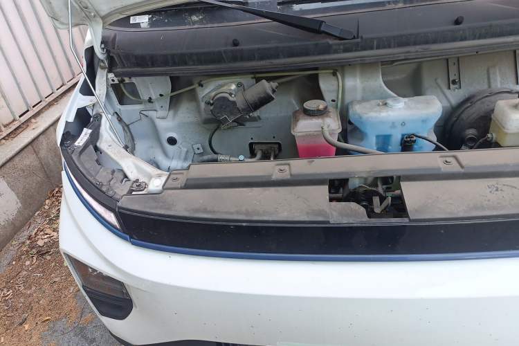 Used Farizon Xingxiang V 2024 Star Enjoy V6E Feature Edition Zhixin 46.08 kWh Engine Bay Right