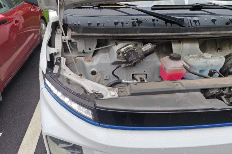 Used Farizon Xingxiang V 2024 Star Enjoy V6E Feature Edition Zhixin 46.08 kWh Engine Bay Right