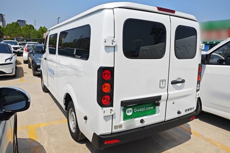 Used Farizon Xingxiang V 2024 Star Enjoy V6E Feature Edition Zhixin 46.08 kWh Exterior 2