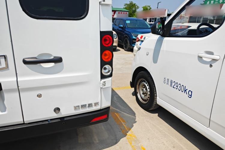 Used Farizon Xingxiang V 2024 Star Enjoy V6E Feature Edition Zhixin 46.08 kWh Exterior 3