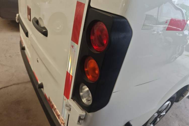 Used Farizon Xingxiang V 2024 Star Enjoy V6E Feature Edition Xuanwu 41.055 kWh Exterior 3