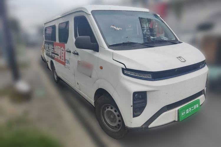 Used Farizon Xingxiang V 2024 Star Enjoy V6E Feature Edition Zhixin 46.08 kWh Exterior 4