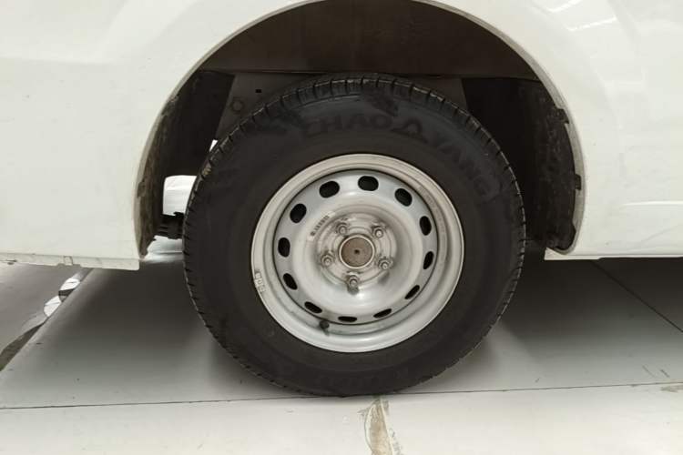 Used Farizon Xingxiang V 2024 Star Enjoy V6E Feature Edition Zhixin 46.08 kWh Exterior 5
