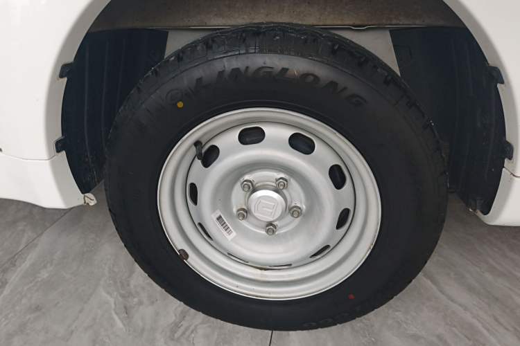 Used Farizon Xingxiang V 2024 Star Enjoy V7E 48.38 kWh Exterior 5