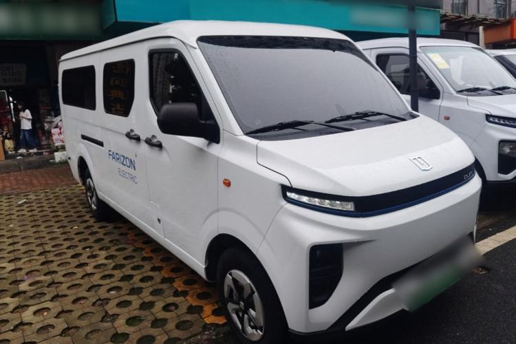 Used Farizon Xingxiang V 2024 Star Enjoy V6E Feature Edition Zhixin 46.08 kWh Front Right 45 Deg