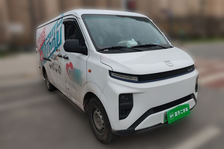 Used Farizon Xingxiang V 2024 Star Enjoy V6E Feature Edition Xuanwu 41.055 kWh Front Right 45 Deg