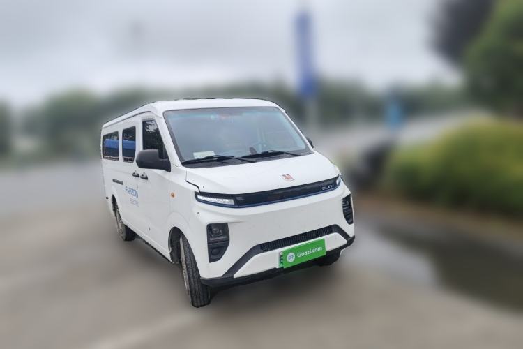 Used Farizon Xingxiang V 2024 Star Enjoy V6E Feature Edition Zhixin 46.08 kWh Front Right 45 Deg